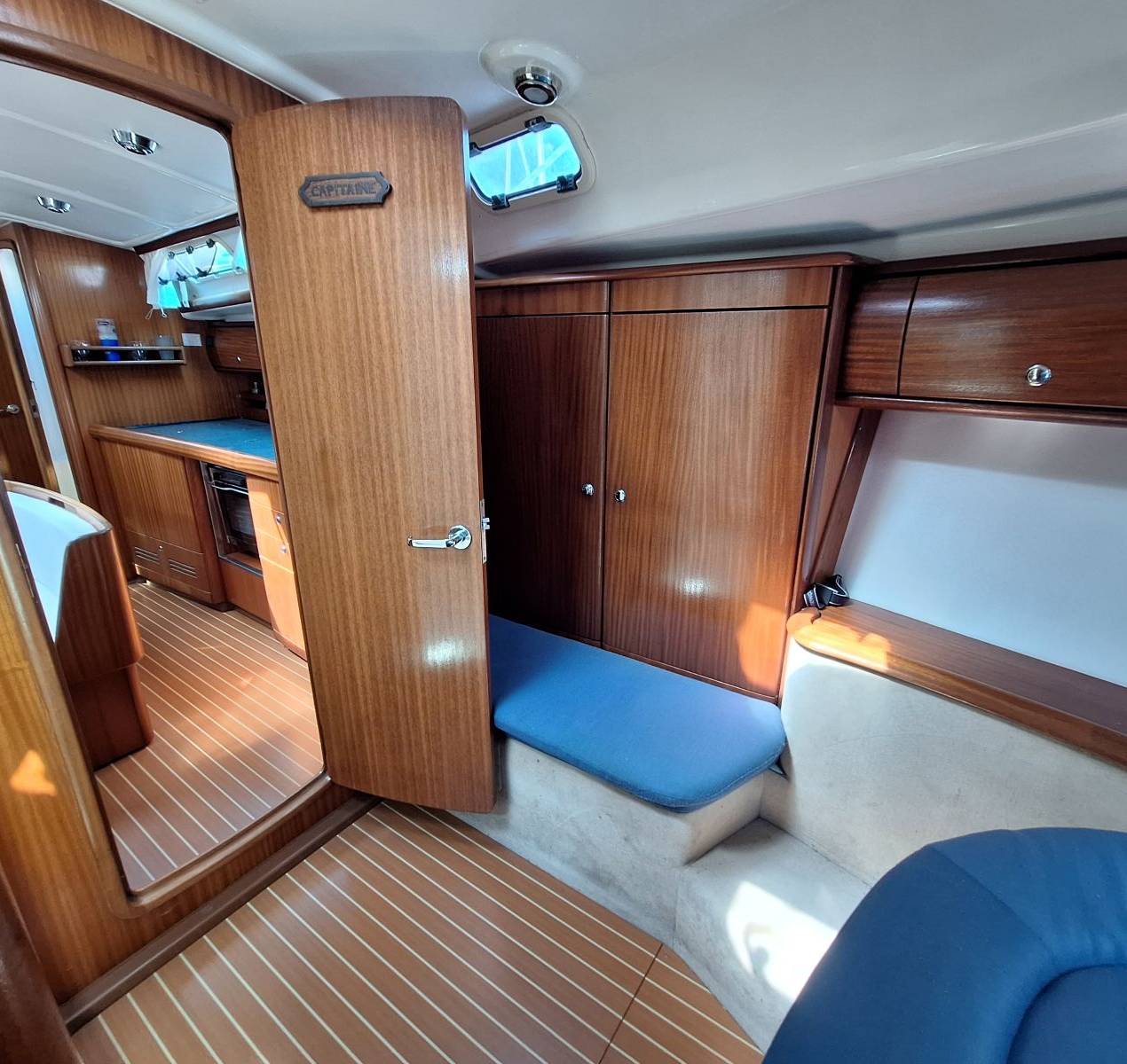 boat image