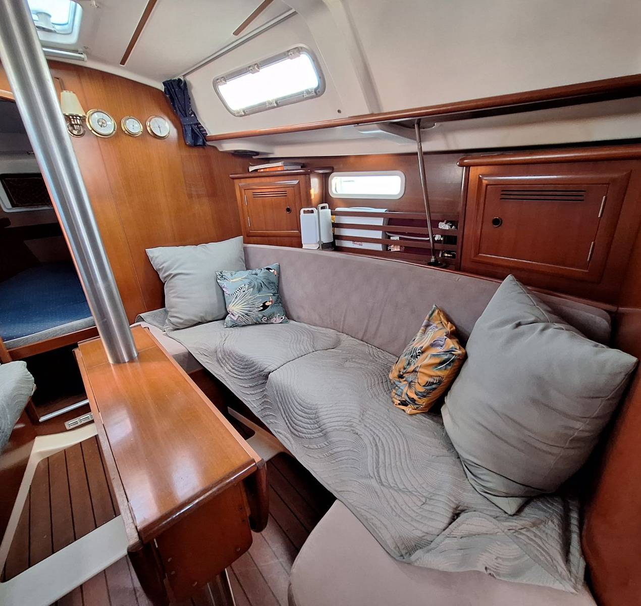 boat image