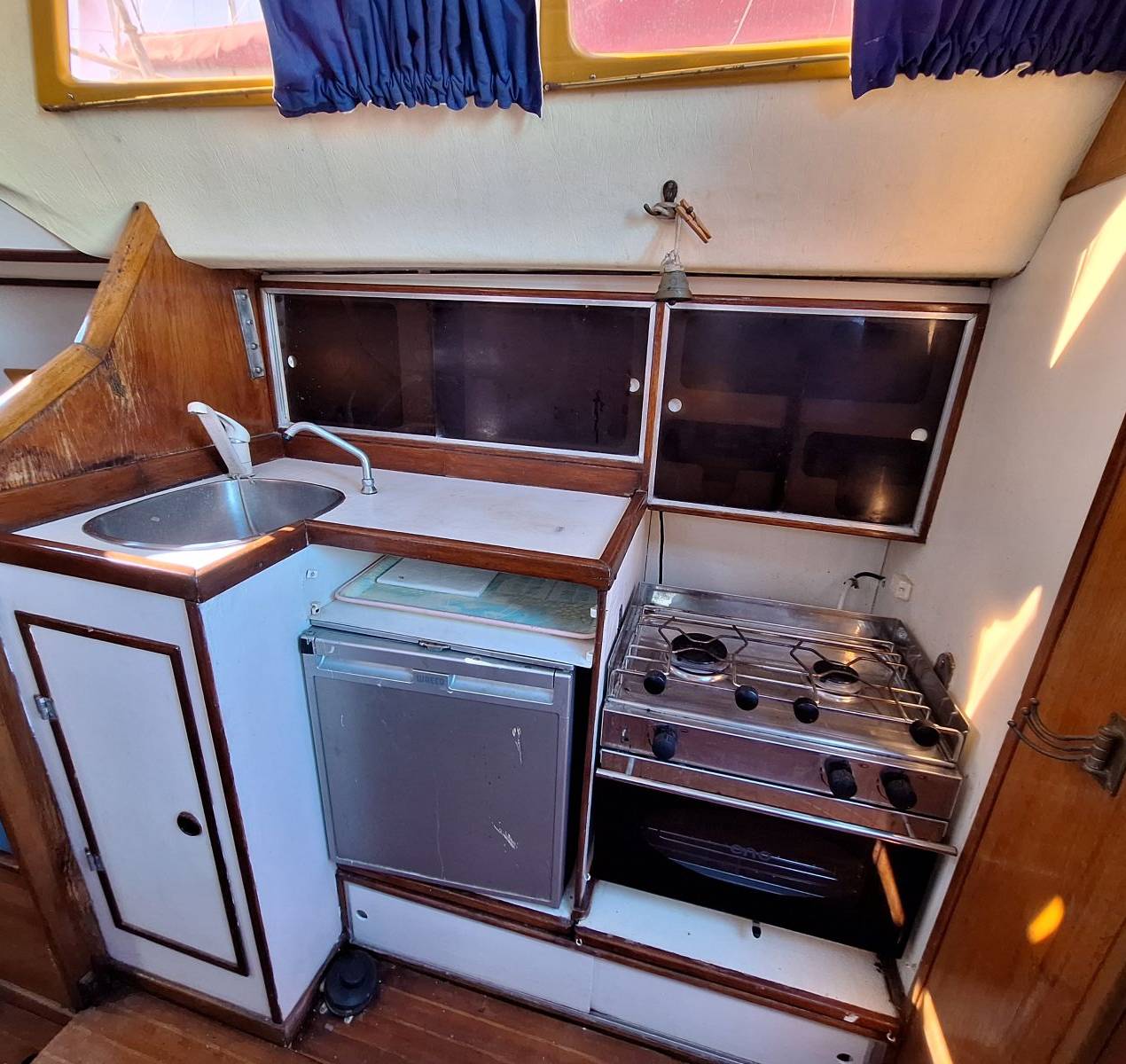 boat image