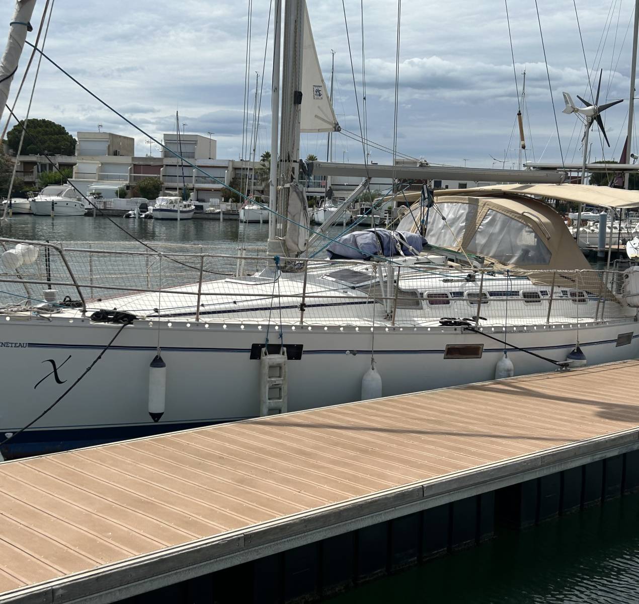 main boat image